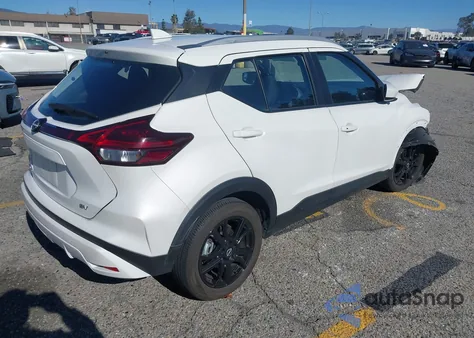 2023 Nissan Kicks Sv Xtronic Cvt из США, поврежденный, VIN 3N1CP5CV3PL561676
